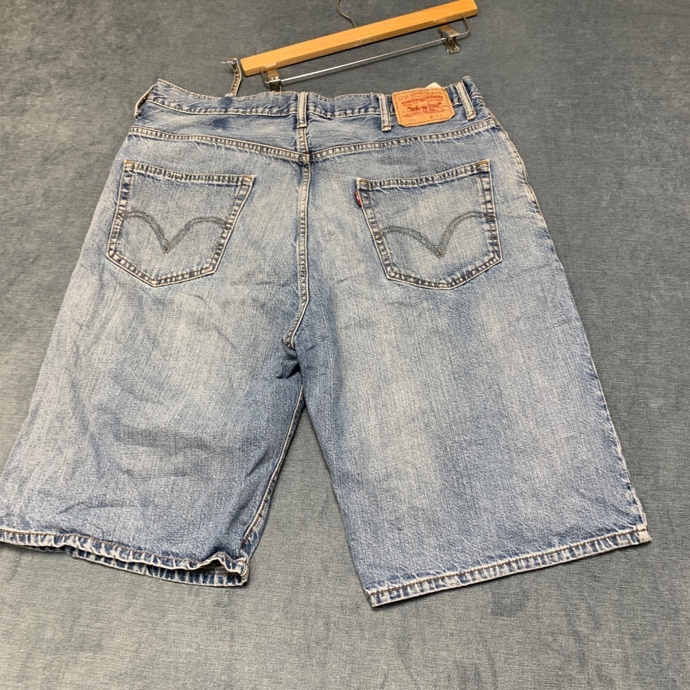 Levi's 569 Straight Denim Shorts Mens 38x12 Blue Cotton Loose Fit Medium Wash - Picture 2 of 16